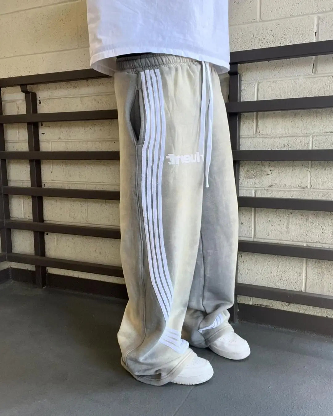 Retro Washed Striped Process Elastic Assorted Oversized Cargo Pants